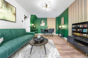 Contractors, Big disc for Monthly Stays, Modern 2bed